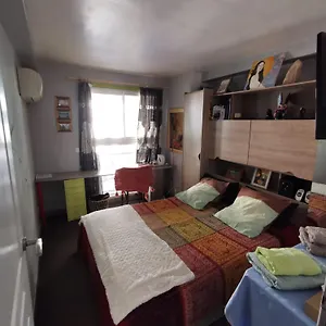 Agreable D'hote A 50m De La Cannes