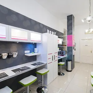 Apartment 4u, Budapest